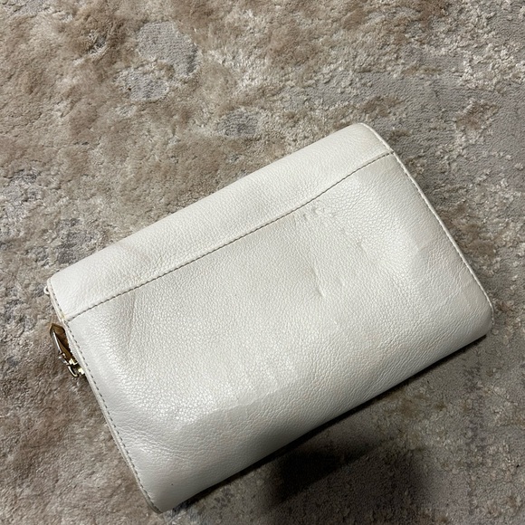 TORY BURCH clutch - Picture 6 of 6